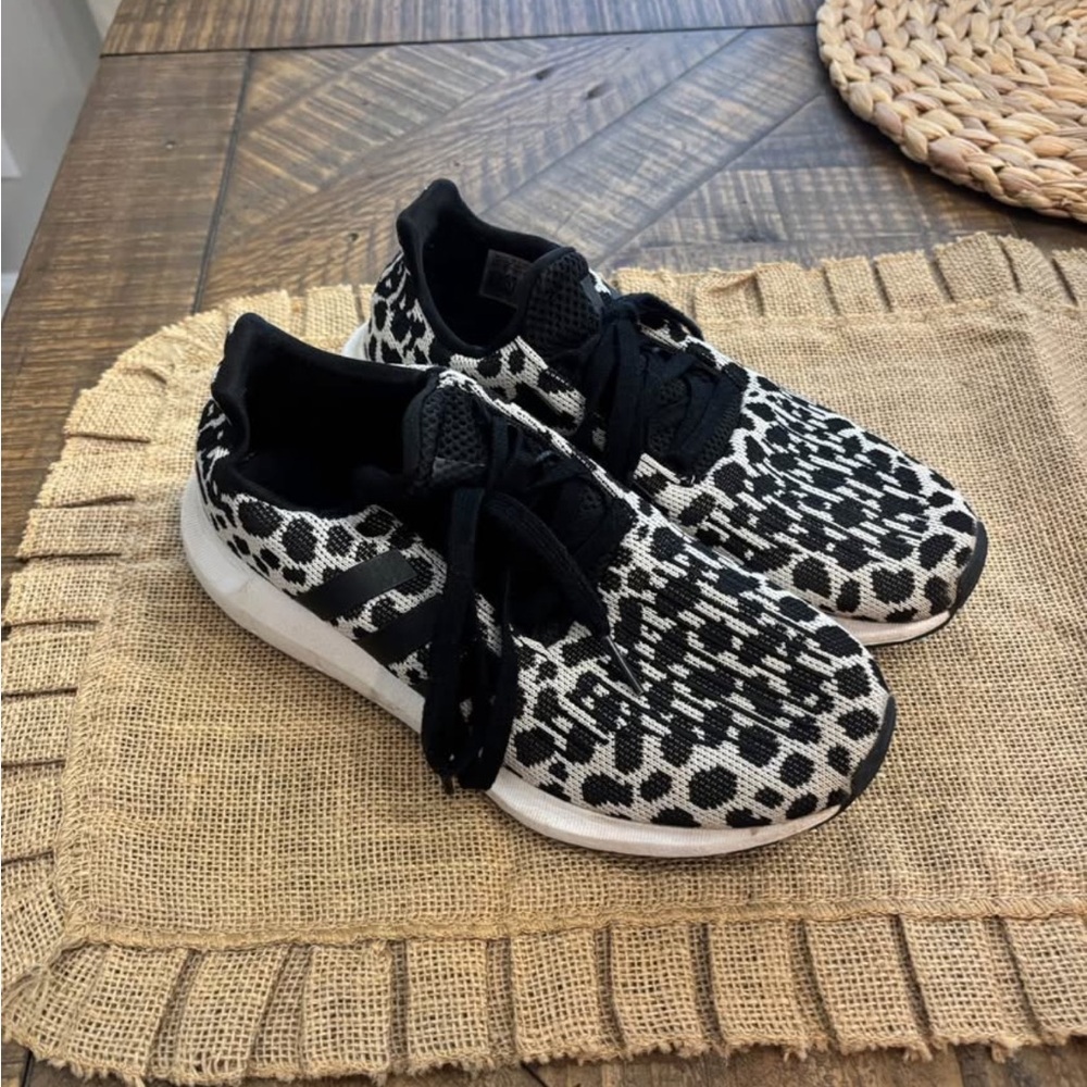 Women’s adidas swift run 1.0 tennis shoes